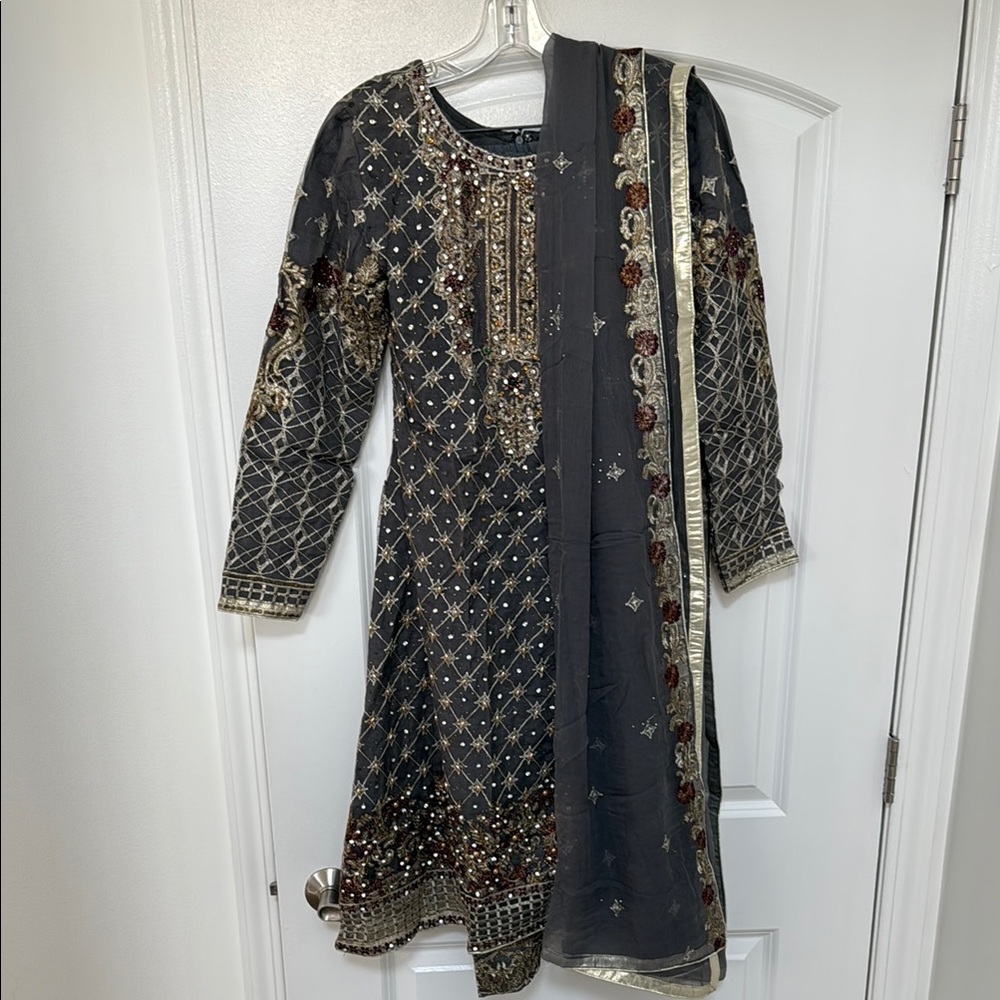 Elegant Grey and Gold Embroidered Salwaar Kameez